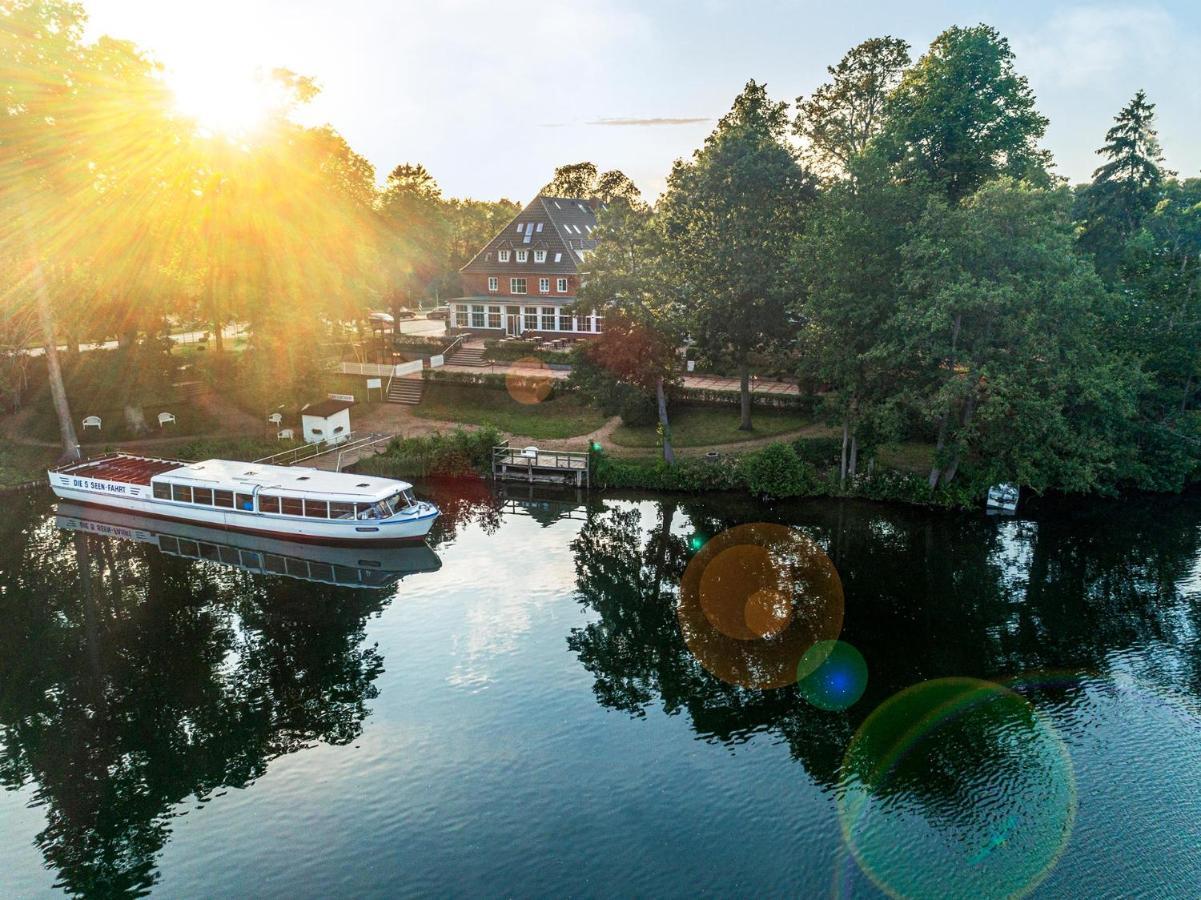 Lake House Ploen Hotel Buitenkant foto